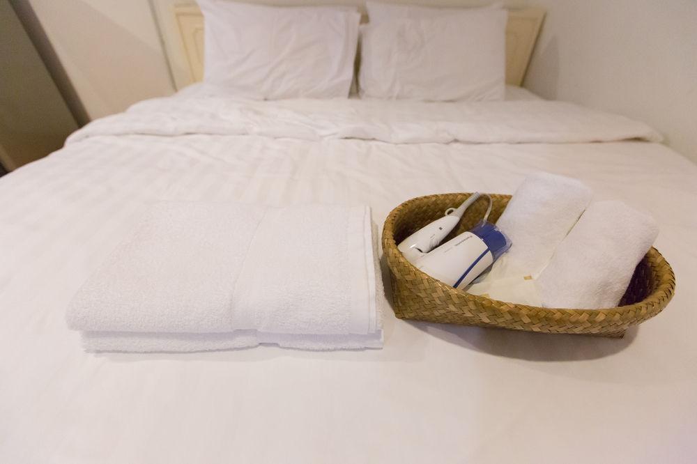 Plern Plern Bed And Bike Hotel Csiangmaj Kültér fotó